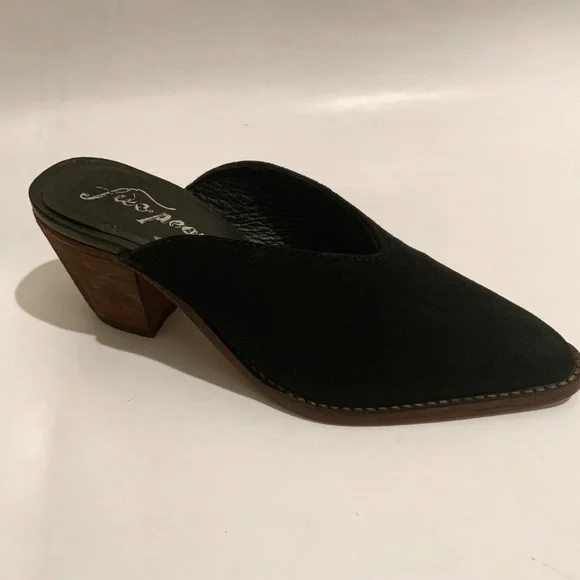 FREE PEOPLE Anya Black Suede Pointed Toe Western Chunky Heel Mules Cowboy Shoes - Picture 6 of 11